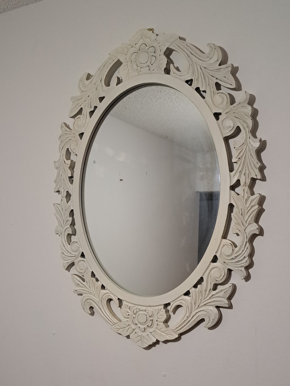 White Ornate Oval Wall Mirror - Decorative Home Accent